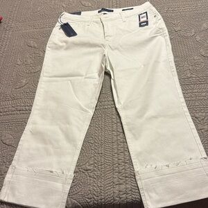 White Bandolino Size 12 Capris